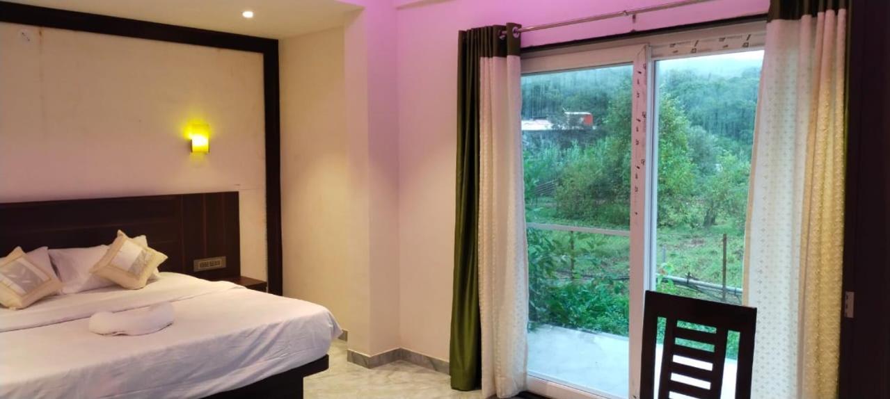 Sai Park Villa ماهاباليشوار المظهر الخارجي الصورة