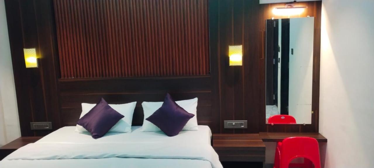 Sai Park Villa ماهاباليشوار المظهر الخارجي الصورة