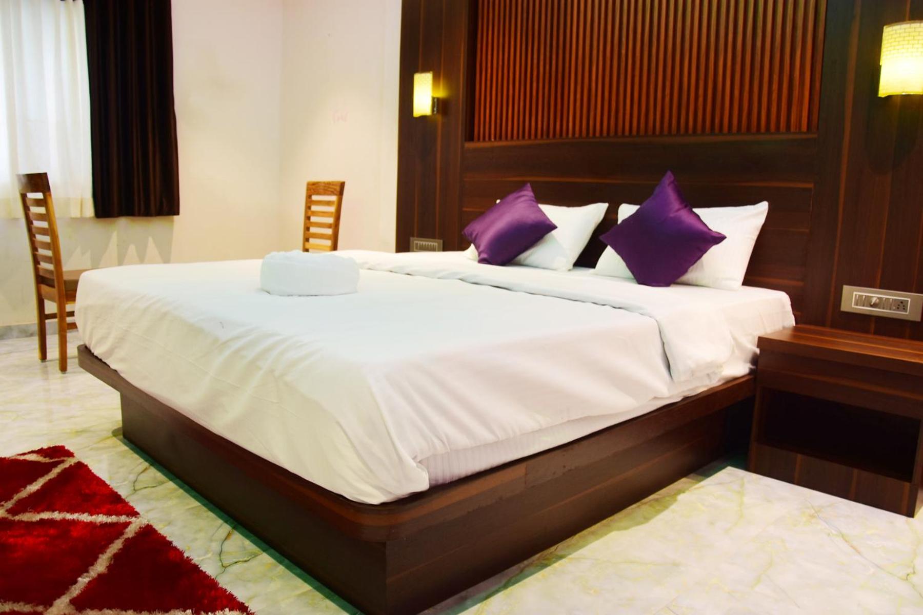 Sai Park Villa ماهاباليشوار المظهر الخارجي الصورة