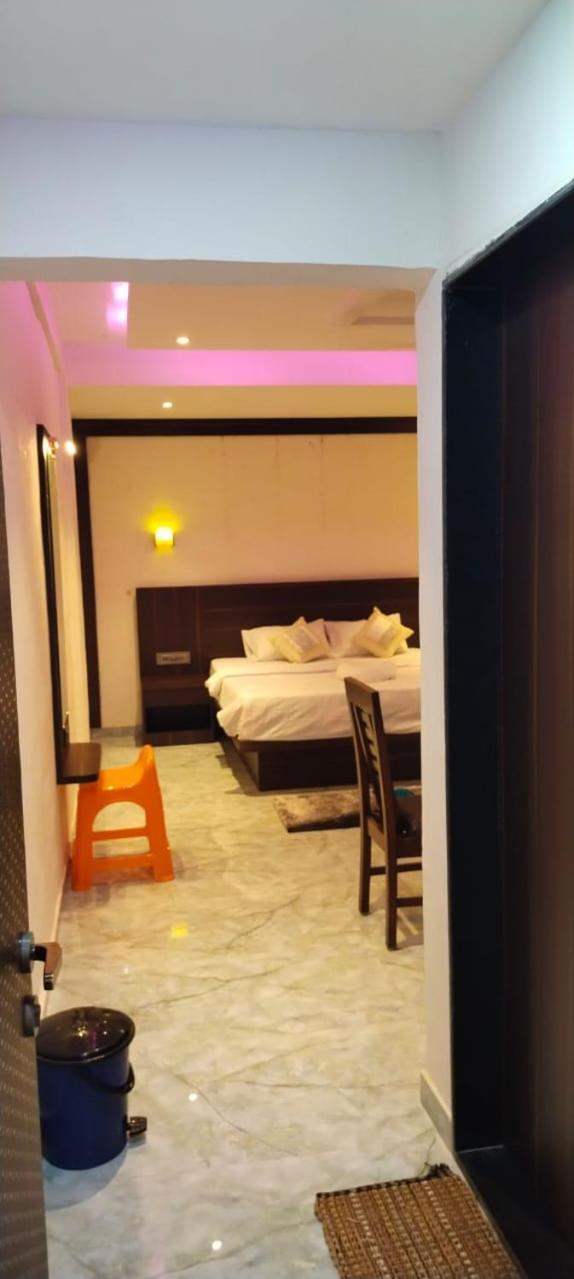 Sai Park Villa ماهاباليشوار المظهر الخارجي الصورة